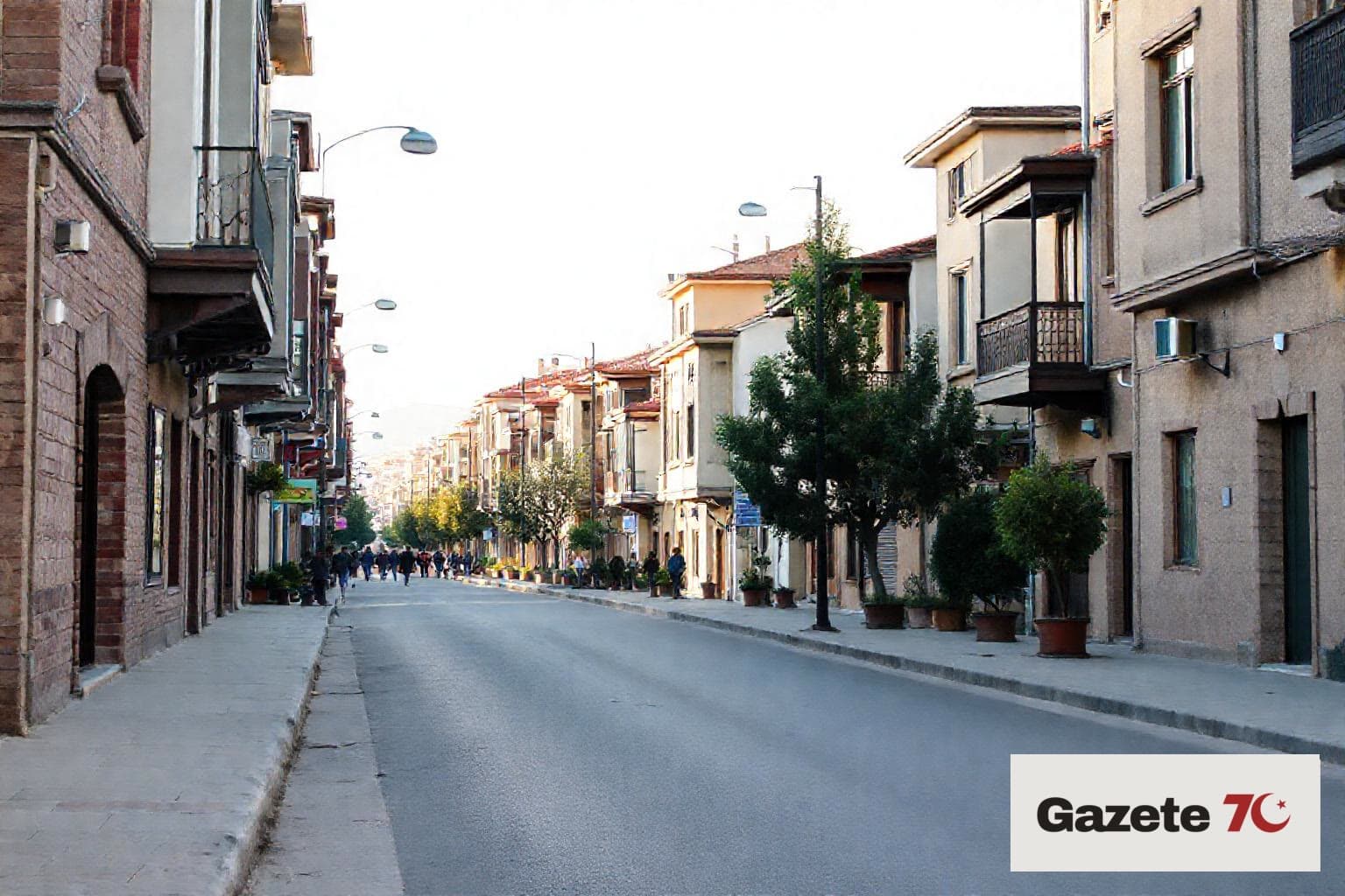 Rusya'da akaryakıt sıkıntısı: litre sınırlaması ve plakaya göre satış tartışması